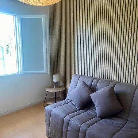 Maison Cosy Avec Privatif A 13 Min Du Futuroscope *